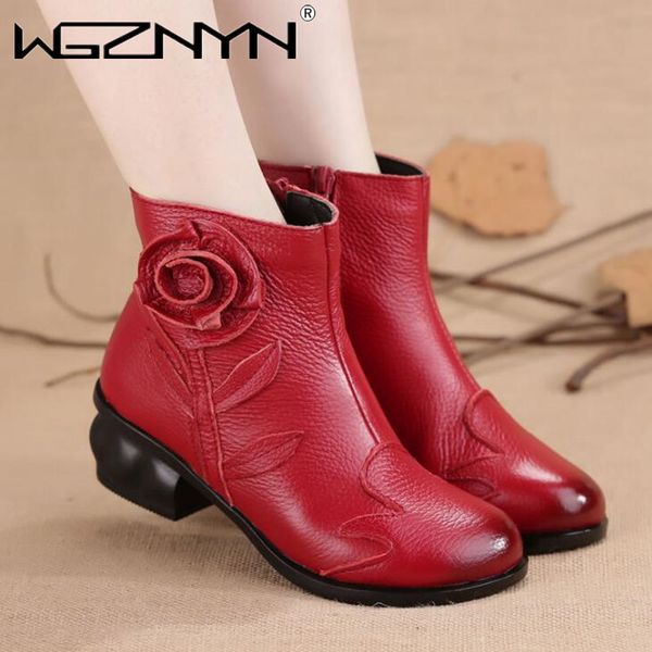 2022 ladies genuine leather handmade retro boots autumn winter plush warm shoes for womens black moccasins flower female boots
2022 ladies genuine leather handmade retro boots autumn winter plush warm shoes for womens black moccasins flower female boots
