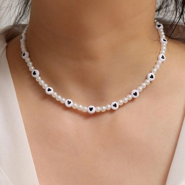 chokers 2021 chic elegant big white imitation pearl heart beads choker clavicle chain necklace for women wedding jewelry collar, Golden;silver
chokers 2021 chic elegant big white imitation pearl heart beads choker clavicle chain necklace for women wedding jewelry collar, Golden;silver