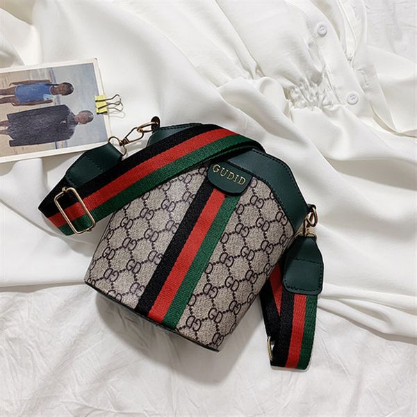 straight new small bag women's fashion canvas printed bucket simple messenger single shoulder
straight new small bag women's fashion canvas printed bucket simple messenger single shoulder