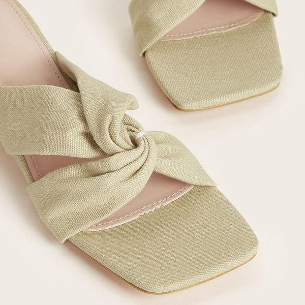 sandals ladies sandal shoes low open toe flat casual summer beach women slipper square falt, Black
sandals ladies sandal shoes low open toe flat casual summer beach women slipper square falt, Black