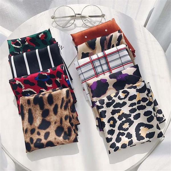scarves 2021 hijab scarf women bandana silk foulard femme hair colour stripe small kerchief occupation versatile fashion, Blue;gray
scarves 2021 hijab scarf women bandana silk foulard femme hair colour stripe small kerchief occupation versatile fashion, Blue;gray