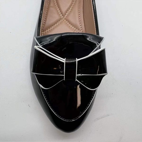spring new women's fashion leisure shallow flat sole single shoes solid color versatile special bright color bow 21#, Black;white
spring new women's fashion leisure shallow flat sole single shoes solid color versatile special bright color bow 21#, Black;white