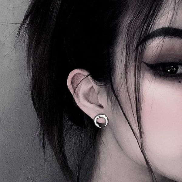 dangle & chandelier personality korean pierced earrings trendy 2021 half moon stud for women minimalism grunge jewelry wholesale, Silver
dangle & chandelier personality korean pierced earrings trendy 2021 half moon stud for women minimalism grunge jewelry wholesale, Silver