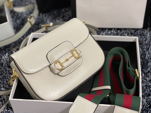 2021 women handbags 1955 saddle with double shoulder buckle and one cross carrying mini old flower postman zmm
2021 women handbags 1955 saddle with double shoulder buckle and one cross carrying mini old flower postman zmm