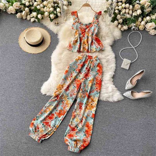 summer suit female retro holiday style sweet floral sling high waist bloomers two-piece gk375 210506, White
summer suit female retro holiday style sweet floral sling high waist bloomers two-piece gk375 210506, White