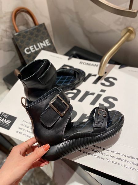 brand name sandals slippers gladiator women luxurys designers shoes luxury designer slides af1 heels boots black lacquer leather size 34-40
brand name sandals slippers gladiator women luxurys designers shoes luxury designer slides af1 heels boots black lacquer leather size 34-40