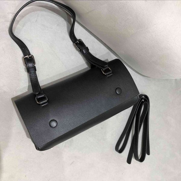 leather head leather single bag underarm messenger bag women's style handbag double shoulder strap dual purpose black friday li0t
leather head leather single bag underarm messenger bag women's style handbag double shoulder strap dual purpose black friday li0t