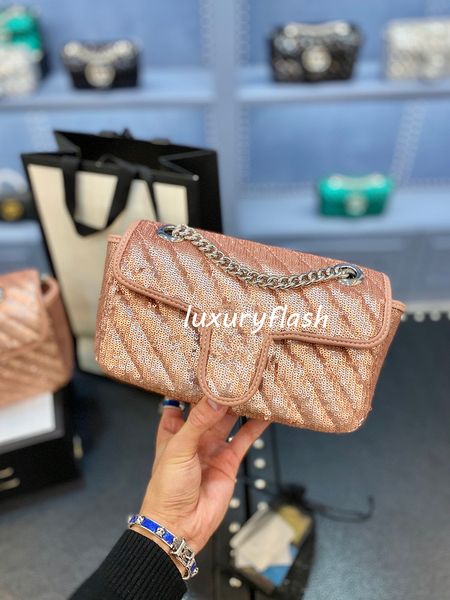 pink women luxurys designers bags 2021 bling rainbow party sequin shoulder handbag messenger bag fashion crossbody purses silver hardware
pink women luxurys designers bags 2021 bling rainbow party sequin shoulder handbag messenger bag fashion crossbody purses silver hardware