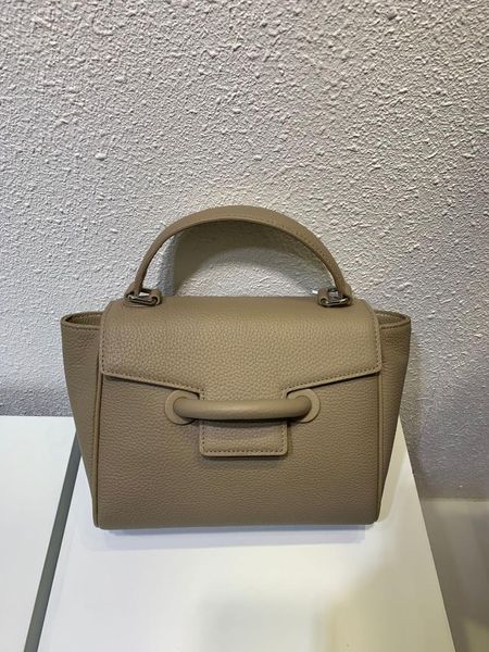 evening bags niche design first layer lychee leather portable slung ol commuter bag
evening bags niche design first layer lychee leather portable slung ol commuter bag