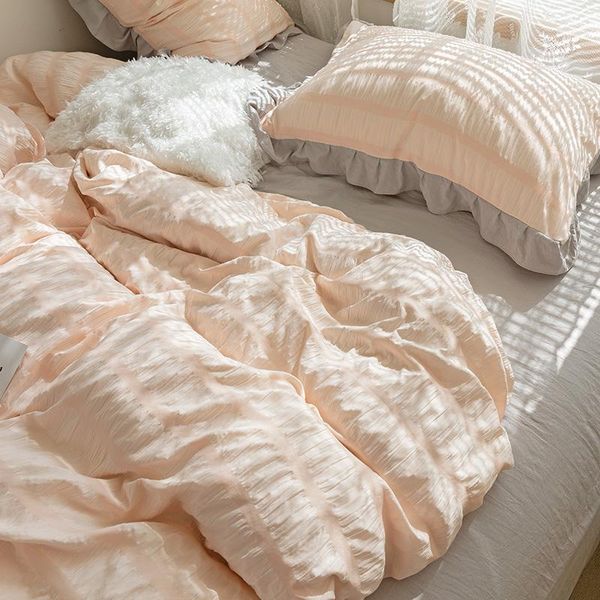bed sheet quilt cover ice silk four-piece spring and autumn summer girl heart princess wind bedding sets
bed sheet quilt cover ice silk four-piece spring and autumn summer girl heart princess wind bedding sets