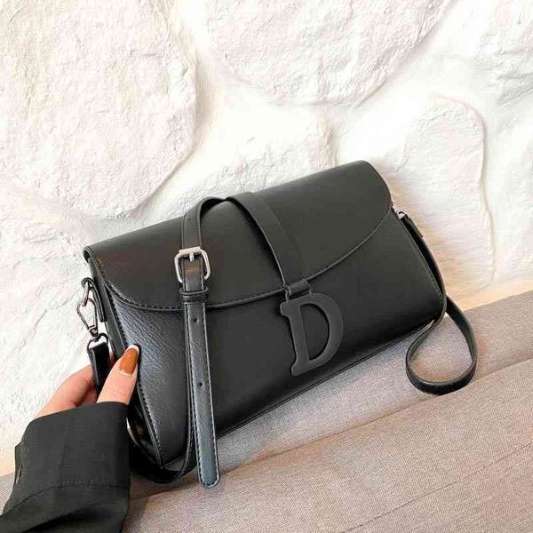 2022 latest models handbag wholesale fashion personalized small square soft leather single shoulder and korea armpit bag
2022 latest models handbag wholesale fashion personalized small square soft leather single shoulder and korea armpit bag