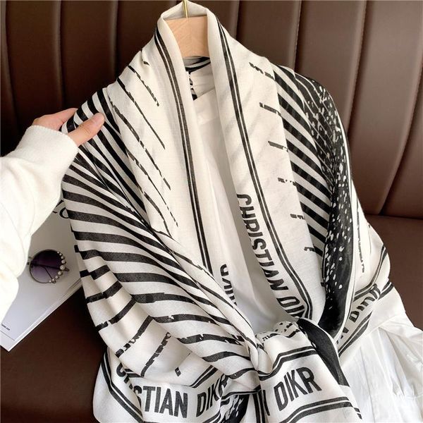 scarves 2021 fashion plaid women's folar classic geometric totem 90x90cm square muslim headscarves, Blue;gray
scarves 2021 fashion plaid women's folar classic geometric totem 90x90cm square muslim headscarves, Blue;gray