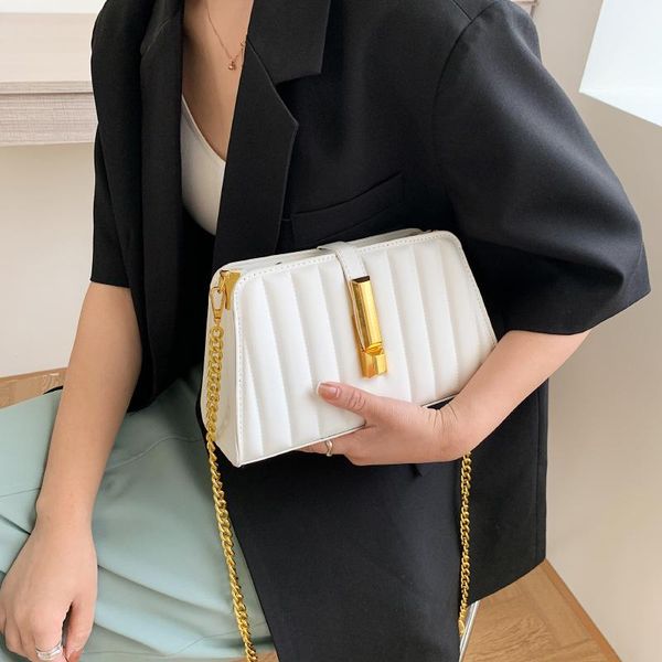 brand sewing thread shoulder bag women's pu leather crossbody female chain small square designer lock handbag purse cross body
brand sewing thread shoulder bag women's pu leather crossbody female chain small square designer lock handbag purse cross body