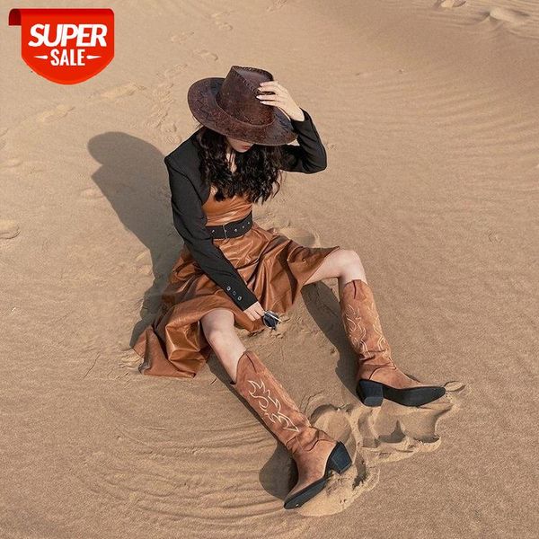 large size thick-heeled knight boots women autumn/winter pointed toe embroidered cowboy shoes wear fried street women's trend #956u, Black
large size thick-heeled knight boots women autumn/winter pointed toe embroidered cowboy shoes wear fried street women's trend #956u, Black