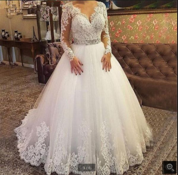 2021 robe de mariage white tulle ball gown wedding dresses beaded crystals princess puffy elegant v neckline formal bridal gowns floor lengt
2021 robe de mariage white tulle ball gown wedding dresses beaded crystals princess puffy elegant v neckline formal bridal gowns floor lengt