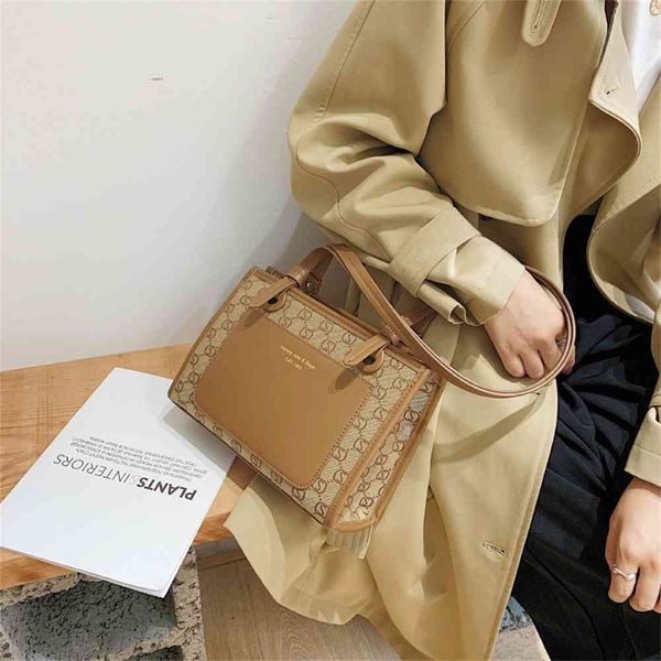 bag women's new fashion printing portable tote bag simple texture armpit shoulder purse black friday
bag women's new fashion printing portable tote bag simple texture armpit shoulder purse black friday