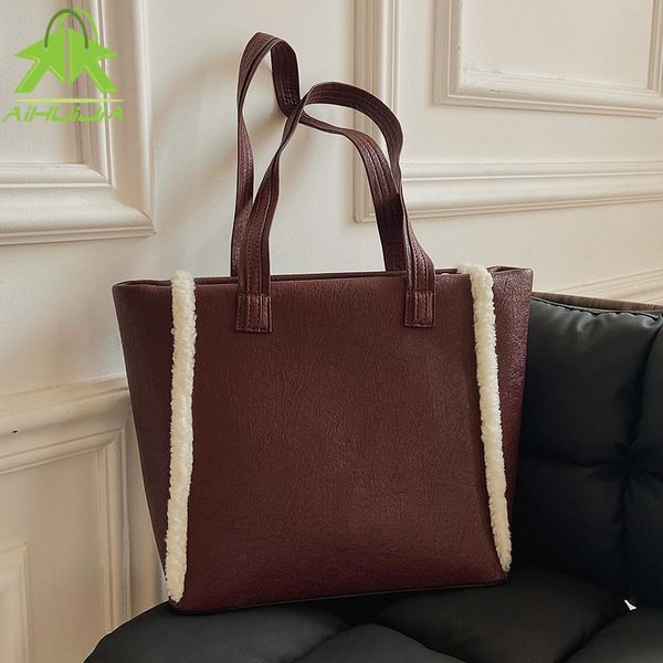 evening bags winter fashion pu leather plush women tote 2021 solid color simplicity vintage underarm bag high capacity handbags for female
evening bags winter fashion pu leather plush women tote 2021 solid color simplicity vintage underarm bag high capacity handbags for female