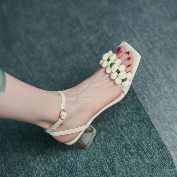 sandals hongshangyun 2021 summer transparent thick heel button women's shoes roman fashion sweet simple elegant, Black
sandals hongshangyun 2021 summer transparent thick heel button women's shoes roman fashion sweet simple elegant, Black