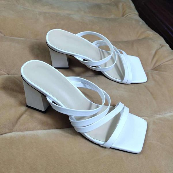 fashion summer shoes women high heels sandals elegant ladies brand woman square heel 7cm black white yx3393 slippers
fashion summer shoes women high heels sandals elegant ladies brand woman square heel 7cm black white yx3393 slippers