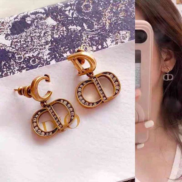 75%off outlet new double sided pearl pendant tassel anti allergy lady letter earrings w4h6, Silver
75%off outlet new double sided pearl pendant tassel anti allergy lady letter earrings w4h6, Silver