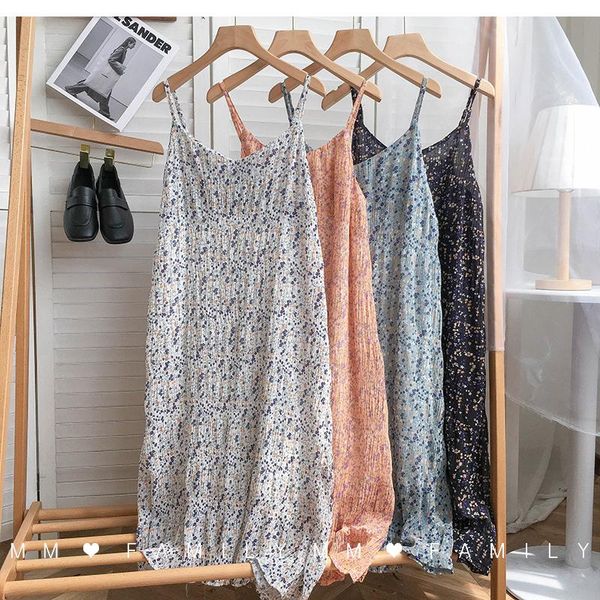 casual dresses 2021 summer women sleeveless spaghetti strap long dress mori girls beach floral fold retro vestidos longos de verao, Black;gray
casual dresses 2021 summer women sleeveless spaghetti strap long dress mori girls beach floral fold retro vestidos longos de verao, Black;gray