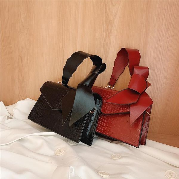 red small bag foreign style women's 2021 fashionable fashion all-around portable single shoulder cross school bags
red small bag foreign style women's 2021 fashionable fashion all-around portable single shoulder cross school bags