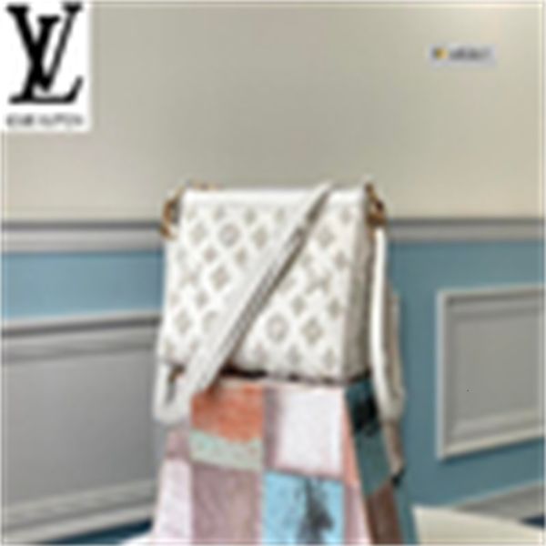 vintage women cross brand foreign shoulder bag designer handbags iconic bags luxury handles shoulder bags totes 13a5 body m54330 bag clutche, Red;black
vintage women cross brand foreign shoulder bag designer handbags iconic bags luxury handles shoulder bags totes 13a5 body m54330 bag clutche, Red;black