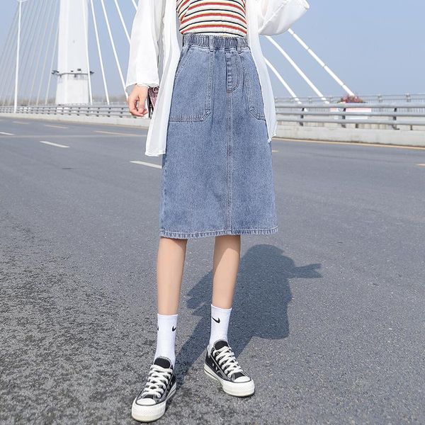 skirts women plus size denim casual high waist classic fashion buttons pockets front knee length jeans skirt female, Black
skirts women plus size denim casual high waist classic fashion buttons pockets front knee length jeans skirt female, Black