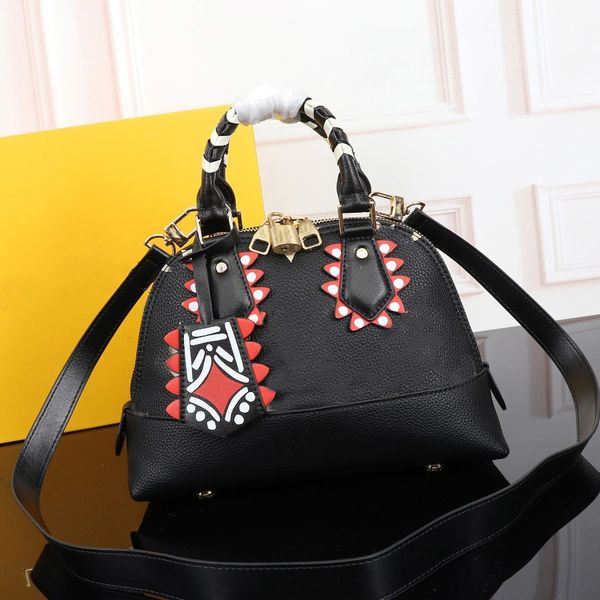 fashion handbags evening bag stamped letters luxury designer handbag leather material versatile diagonal bags style lo
fashion handbags evening bag stamped letters luxury designer handbag leather material versatile diagonal bags style lo