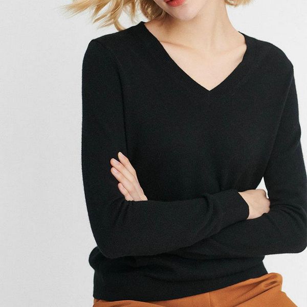 women's sweaters women 2021 v neck sweater autumn winter super soft knitted casual loose pullover oversize warm jumper femme, White;black
women's sweaters women 2021 v neck sweater autumn winter super soft knitted casual loose pullover oversize warm jumper femme, White;black