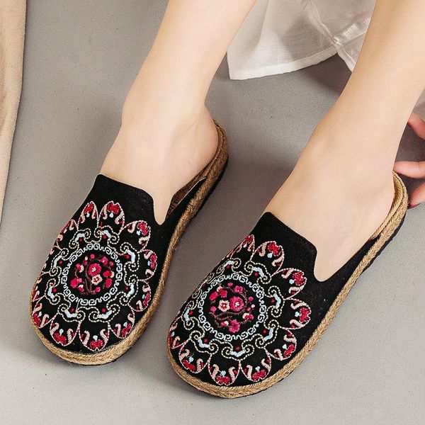 phoenix embroidered women's slippers ethnic embroidery baotou summer fresh and breathable linen straw canvas shoes women, Black
phoenix embroidered women's slippers ethnic embroidery baotou summer fresh and breathable linen straw canvas shoes women, Black