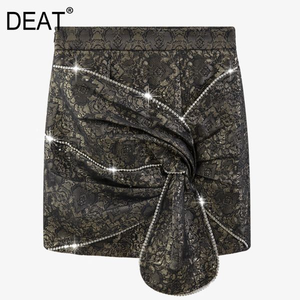 dark jacquard high waist straight print skirt knee length empire street style fashion tide spring gx25 210421, Black
dark jacquard high waist straight print skirt knee length empire street style fashion tide spring gx25 210421, Black