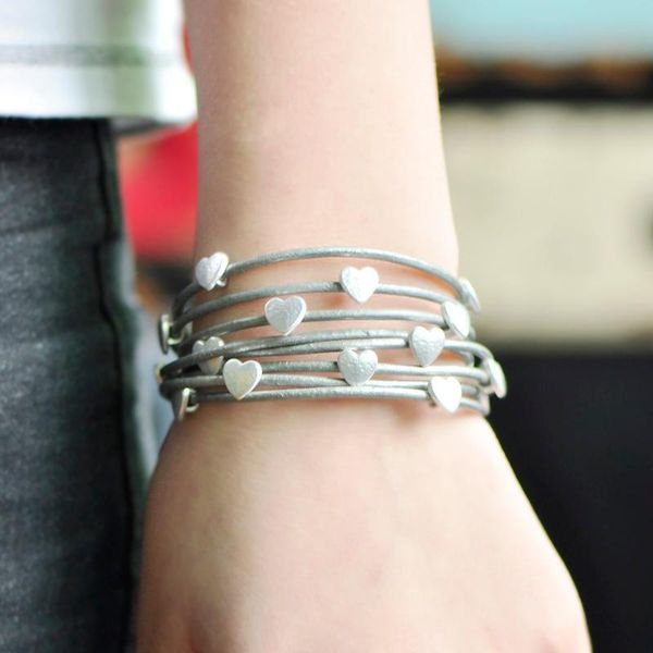 charm bracelets blucome fashion multi-layer leather heart shape bracelet magnet clasp accessories for women men party daily jewelry, Golden;silver
charm bracelets blucome fashion multi-layer leather heart shape bracelet magnet clasp accessories for women men party daily jewelry, Golden;silver