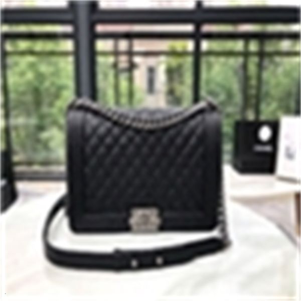 calfskin le boy 28 shoulder messenger bag women handbags iconic bags handles shoulder bags totes cross
calfskin le boy 28 shoulder messenger bag women handbags iconic bags handles shoulder bags totes cross