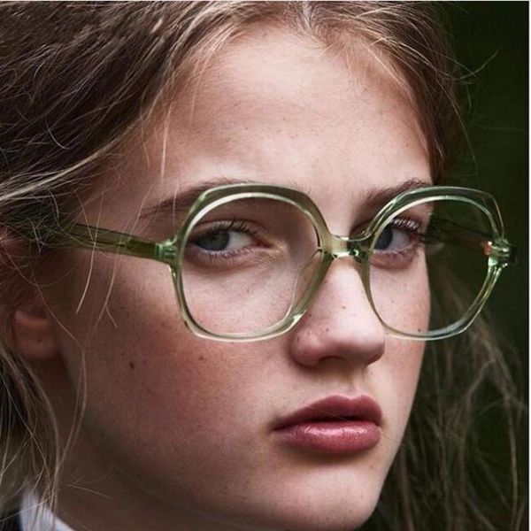 ladies transparent frame sunglasses women fashion candy colors uv400 vintage shades brand mirror glasses oculos frames, Black
ladies transparent frame sunglasses women fashion candy colors uv400 vintage shades brand mirror glasses oculos frames, Black