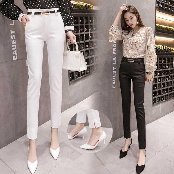 new korean slim fit black capris in spring and summer 2021 women's pants with small feet straight tube, Black;white
new korean slim fit black capris in spring and summer 2021 women's pants with small feet straight tube, Black;white