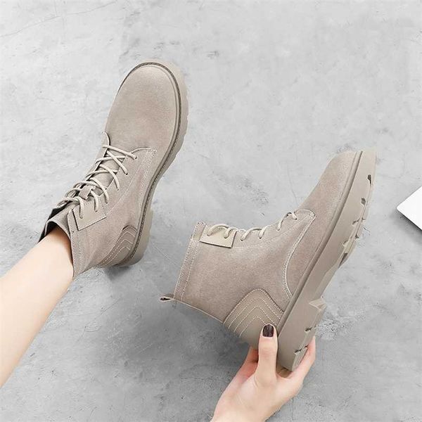 winter boots women platform fashion lace up short plush ankle boots suede leather motorcycle boots feamle shoes black 211103
winter boots women platform fashion lace up short plush ankle boots suede leather motorcycle boots feamle shoes black 211103