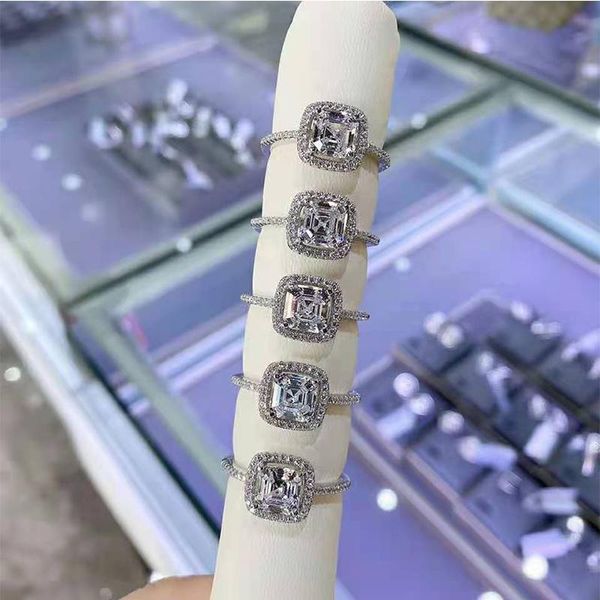 cluster rings fashion korean version of s925 silver high-end four-claw diamond ring exquisite square zircon couple jewelry gift, Golden;silver
cluster rings fashion korean version of s925 silver high-end four-claw diamond ring exquisite square zircon couple jewelry gift, Golden;silver