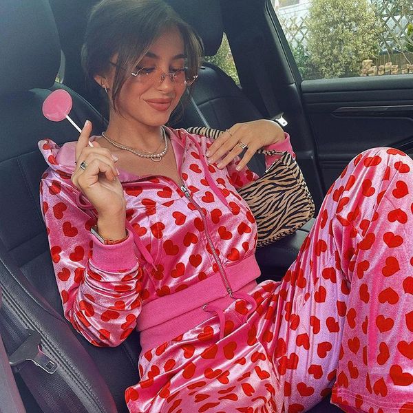 women's two piece pants fall heart print y2k aesthetic and cropped hooded long sleeve women sweat kpop street fashion set tracksuit, White
women's two piece pants fall heart print y2k aesthetic and cropped hooded long sleeve women sweat kpop street fashion set tracksuit, White