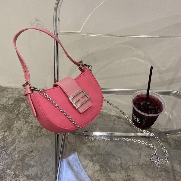 totes gzm girl's shoulder bag pink retro crescent underarmm vintage high-end messenger mini chain phone
totes gzm girl's shoulder bag pink retro crescent underarmm vintage high-end messenger mini chain phone