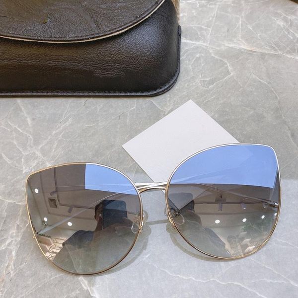 sunglasses women's metal glasses brand designer temple gradient design summer fashion sun luxury box, White;black
sunglasses women's metal glasses brand designer temple gradient design summer fashion sun luxury box, White;black