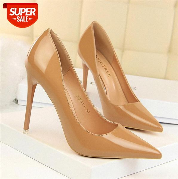 9511-6 european and american style fashion simple stiletto super high heel patent leather shallow mouth pointed nightclub slim wo #w32v
9511-6 european and american style fashion simple stiletto super high heel patent leather shallow mouth pointed nightclub slim wo #w32v