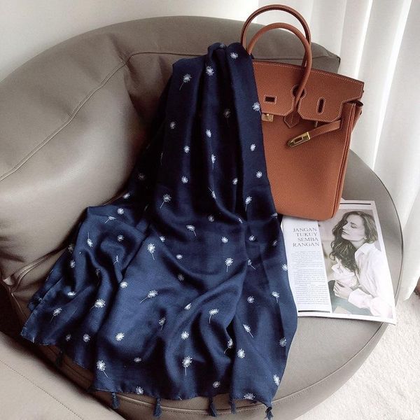 scarves royalmaybe sunscreen shawl female summer long gauze scarf neck beach towel large versatile, Blue;gray
scarves royalmaybe sunscreen shawl female summer long gauze scarf neck beach towel large versatile, Blue;gray