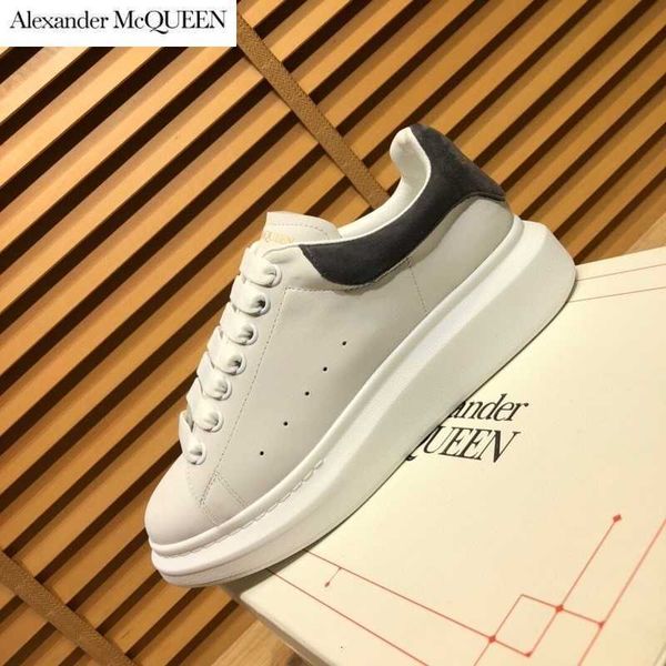 luxury brand women and men sneakers loafers boots moccasins buckles lace-ups dress shoes designer 86s1
luxury brand women and men sneakers loafers boots moccasins buckles lace-ups dress shoes designer 86s1