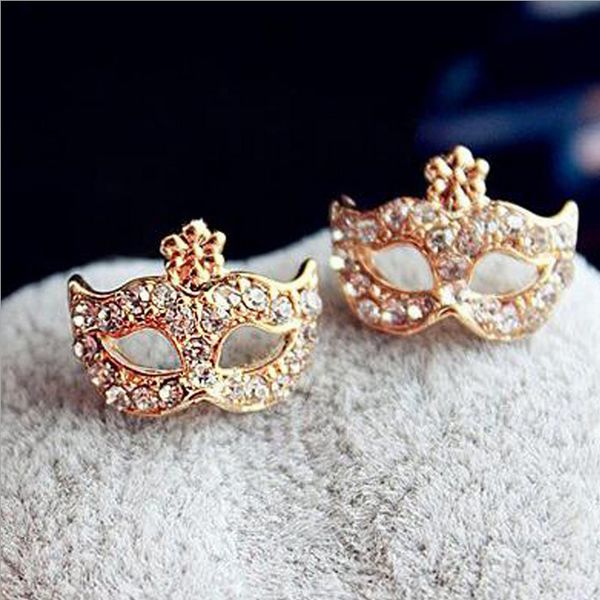 s2072 fashion jewelry cute mask earrings rhinstone face maks stud earring, Golden;silver
s2072 fashion jewelry cute mask earrings rhinstone face maks stud earring, Golden;silver