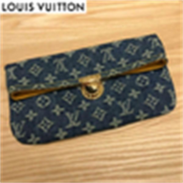 clutch compact middle ages limited edition denim series brand women real leather long wallet chain wallets designer purse clutches luxury ev
clutch compact middle ages limited edition denim series brand women real leather long wallet chain wallets designer purse clutches luxury ev