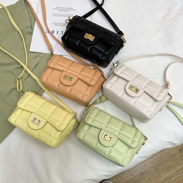 shoulder bags designer products 2021 western bag female messenger fashion rhombic pattern cross-body
shoulder bags designer products 2021 western bag female messenger fashion rhombic pattern cross-body