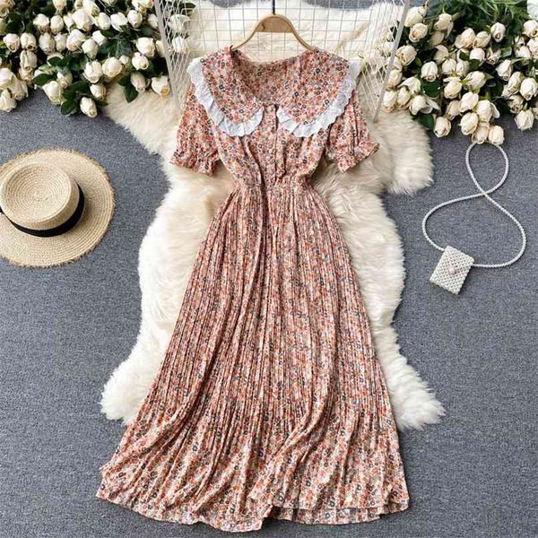 women fashion sweet embroidered wood ear big lapel slim fit pleated chiffon floral print a-line dress summer vestidos s597 210527, Black;gray
women fashion sweet embroidered wood ear big lapel slim fit pleated chiffon floral print a-line dress summer vestidos s597 210527, Black;gray
