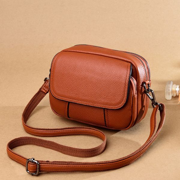 messenger bagswomen's shoulder leather head single 2021 messenger mobile phone bag 
messenger bagswomen's shoulder leather head single 2021 messenger mobile phone bag