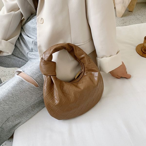 minority stick french simple handbag 2021 spring and summer women's foreign style underarm bag
minority stick french simple handbag 2021 spring and summer women's foreign style underarm bag